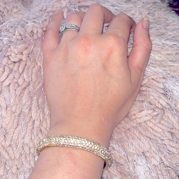 Gorgeous Christian Dior pave bracelet - Picture 5 of 7